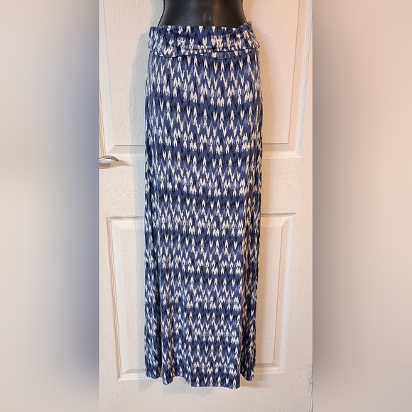 Max Studio Blue & White Stretchy Maxi Skirt - Picture 1 of 7